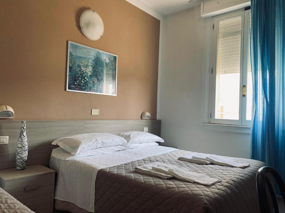 Hotel New Primula Rimini Kültér fotó