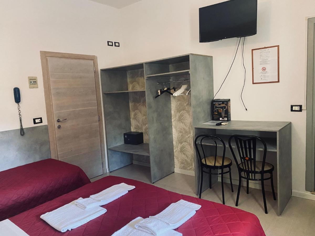 Hotel New Primula Rimini Kültér fotó