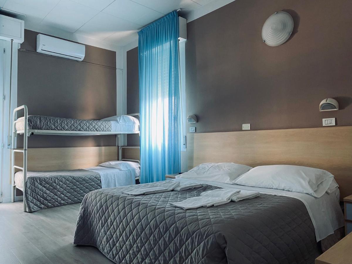 Hotel New Primula Rimini Kültér fotó