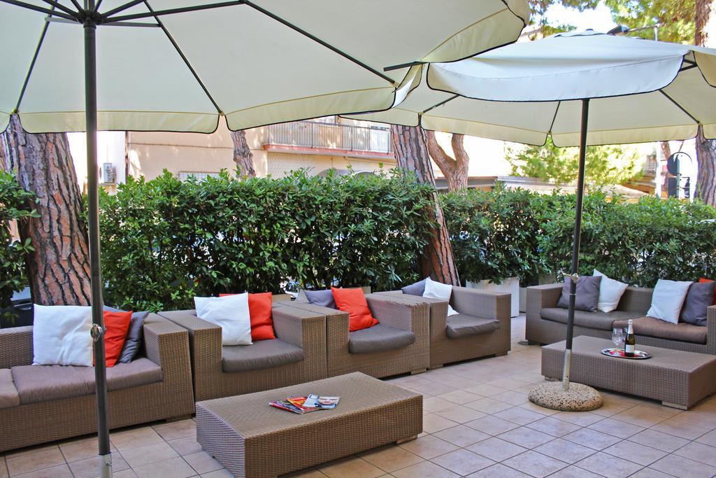Hotel New Primula Rimini Kültér fotó